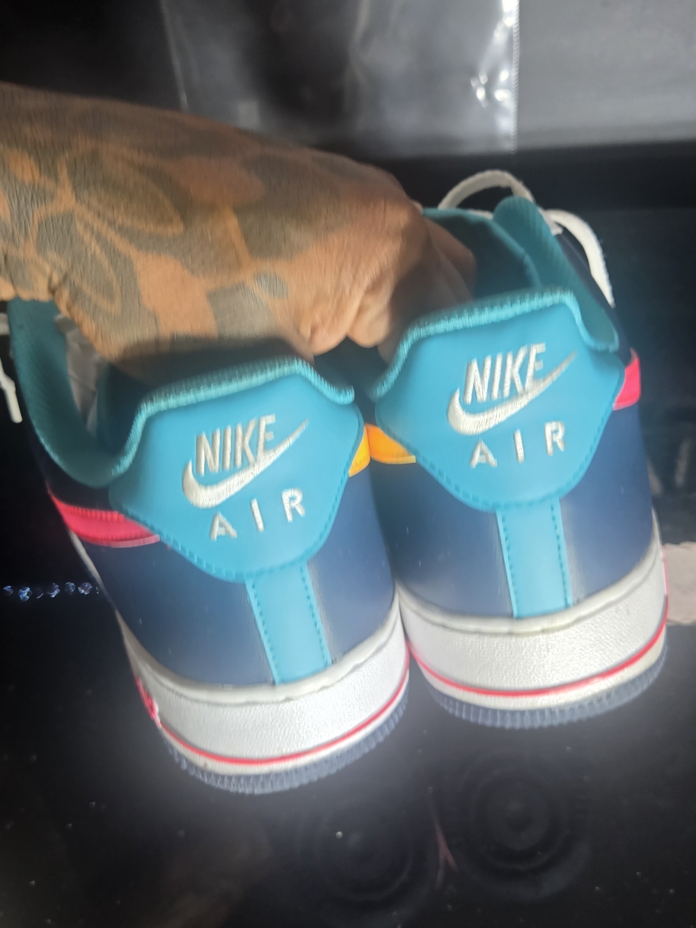 NIKE AIR FORCE 1 07 WHITE/RACER PINK-THUNDER BLUE size 12** - Picture 5 of 8